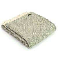Throw Illusion Green Grey scaled