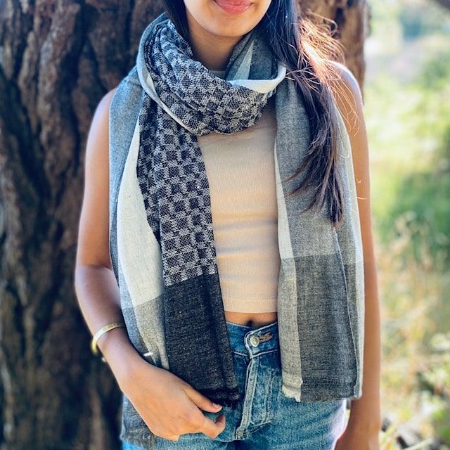 Fairtrade cashmere scarf 7