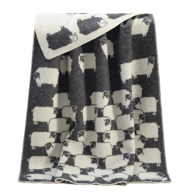 Black sheep throw
