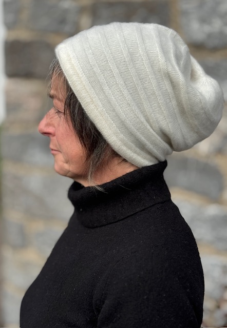 Cashmere beanie 1