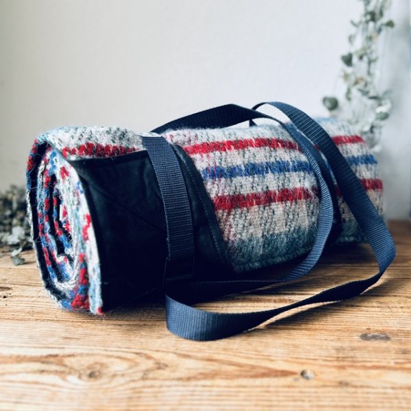 ' Sycamore Navy' Recycled Pure Wool Picnic Blanket